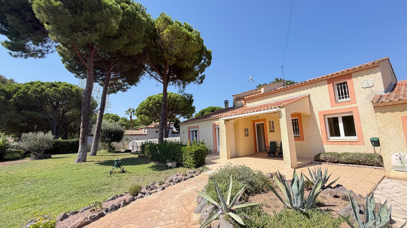 Villa